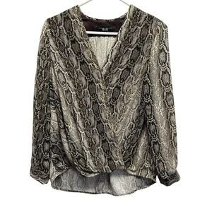 Slate & Willow Women Snakeskin Blouse V Neck Plunge Career Classy Size Med